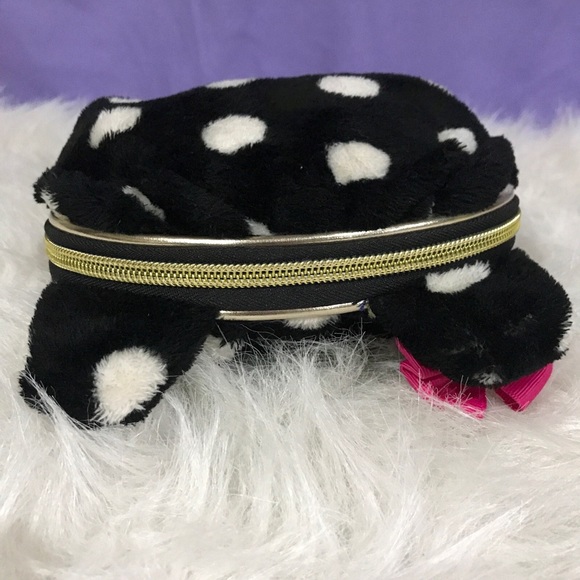 SOLD…..Betsey Johnson Polka Dot Cosmetic Bag - Picture 9 of 10